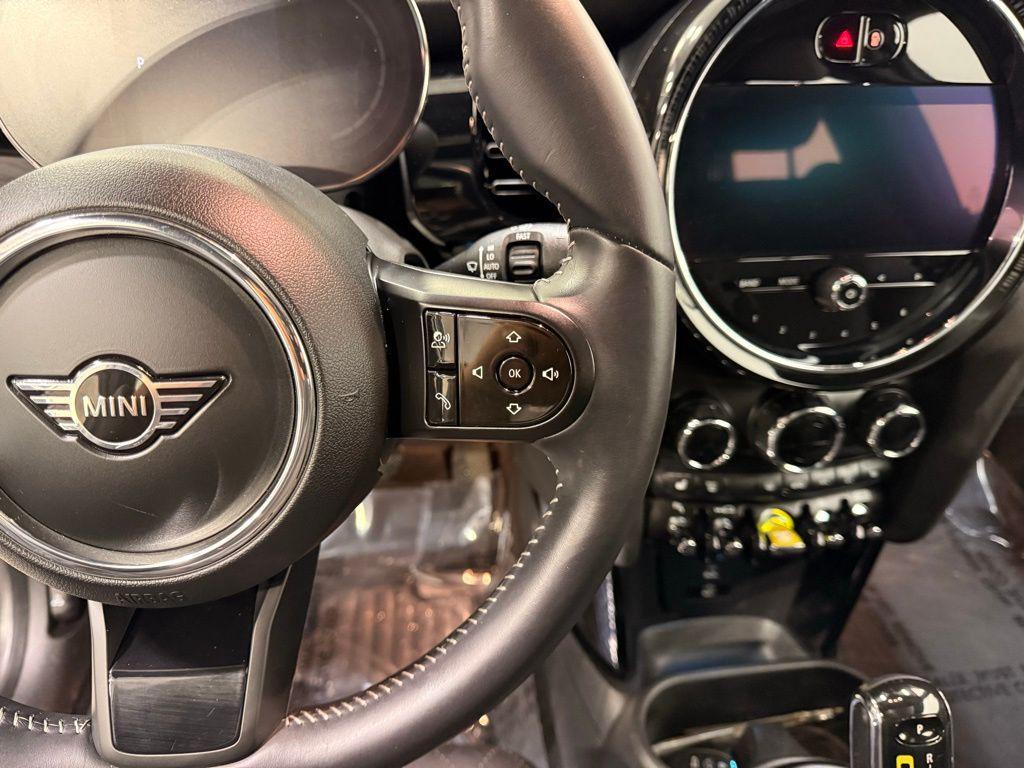 used 2023 MINI Hardtop car, priced at $21,999
