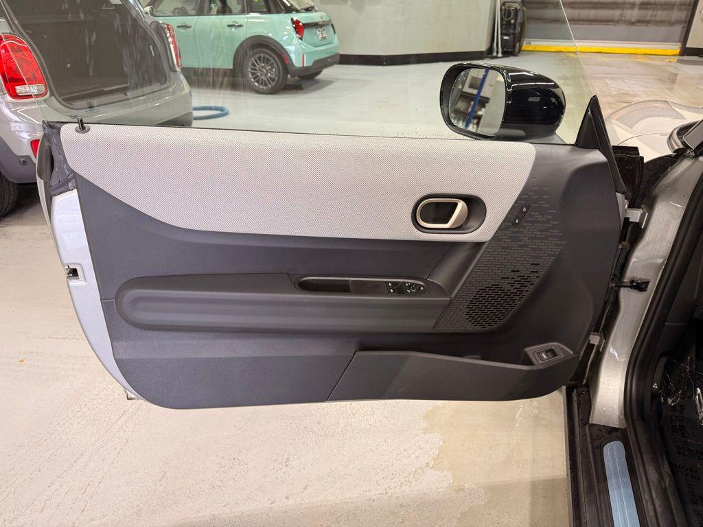 new 2025 MINI Hardtop car