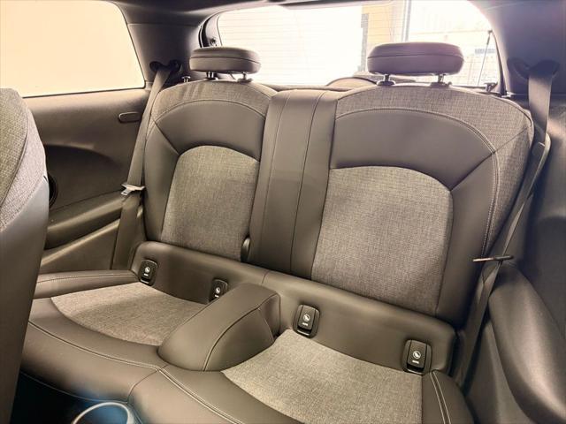 used 2024 MINI Hardtop car, priced at $27,999