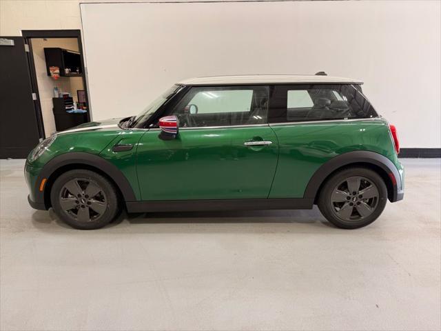 used 2024 MINI Hardtop car, priced at $27,999