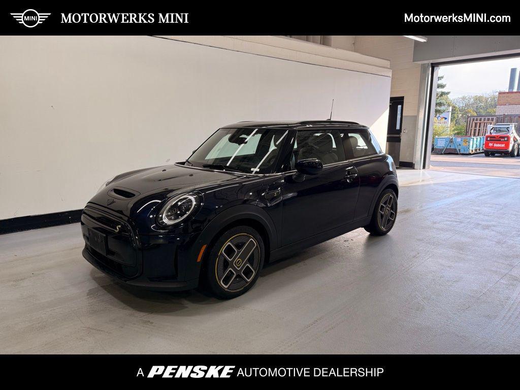 used 2022 MINI Hardtop car, priced at $19,999