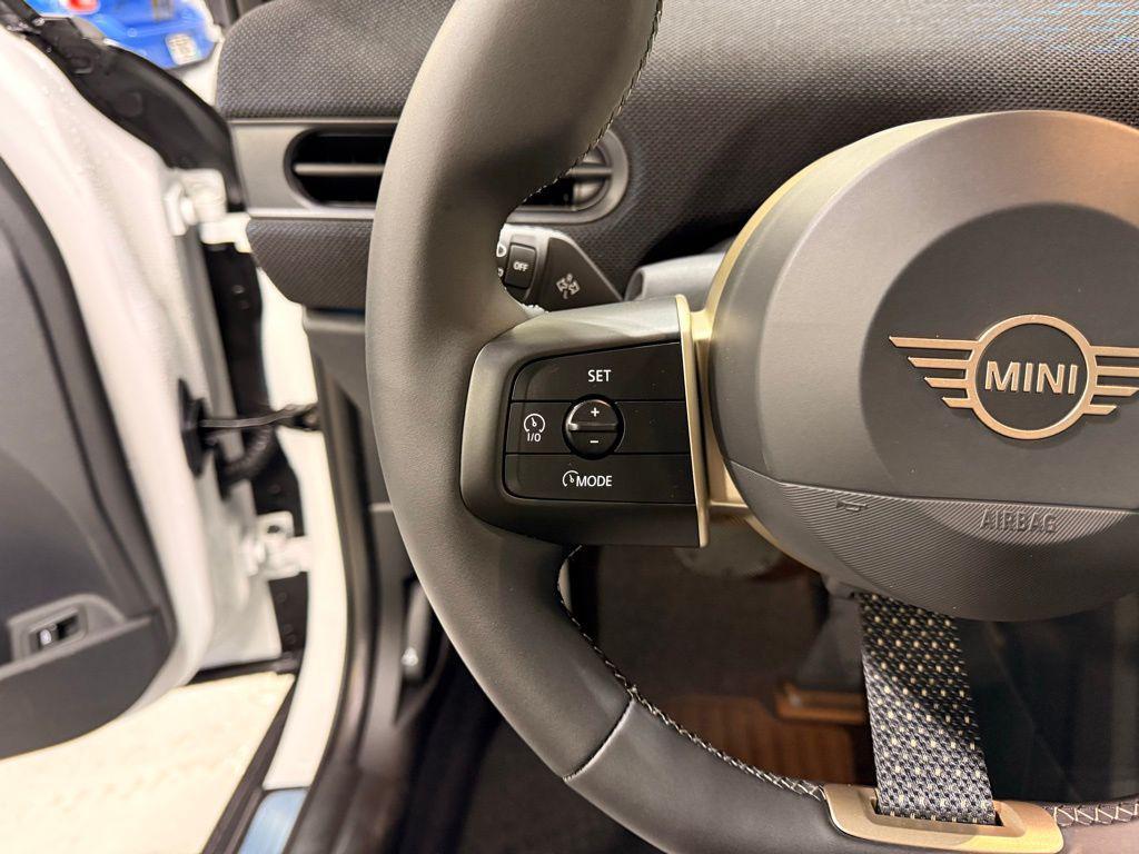 new 2026 MINI Hardtop car, priced at $27,675