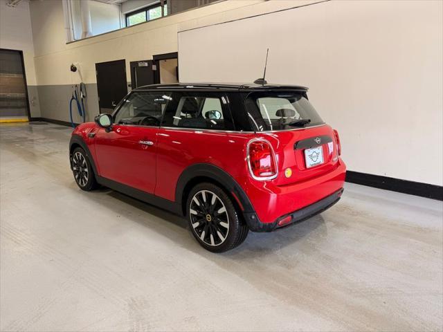 used 2024 MINI Hardtop car, priced at $26,999