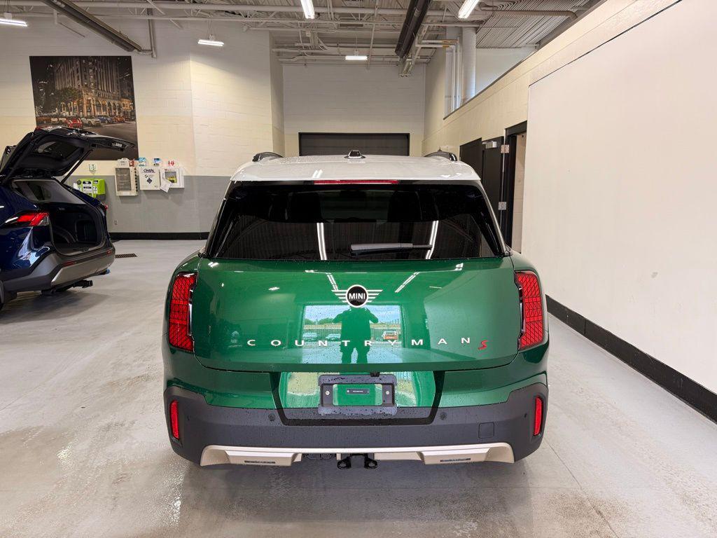 new 2025 MINI Countryman car