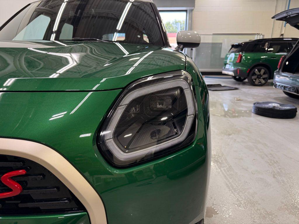 new 2025 MINI Countryman car