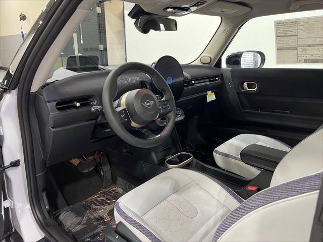 new 2025 MINI Hardtop car, priced at $33,530