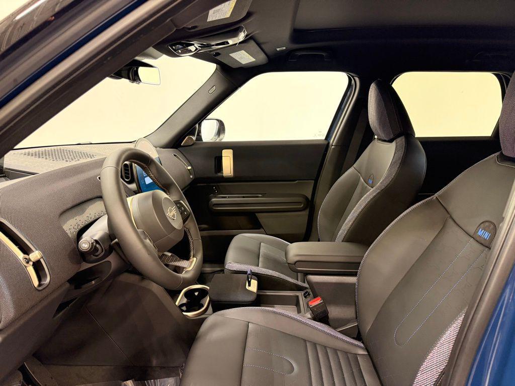 new 2025 MINI Countryman car