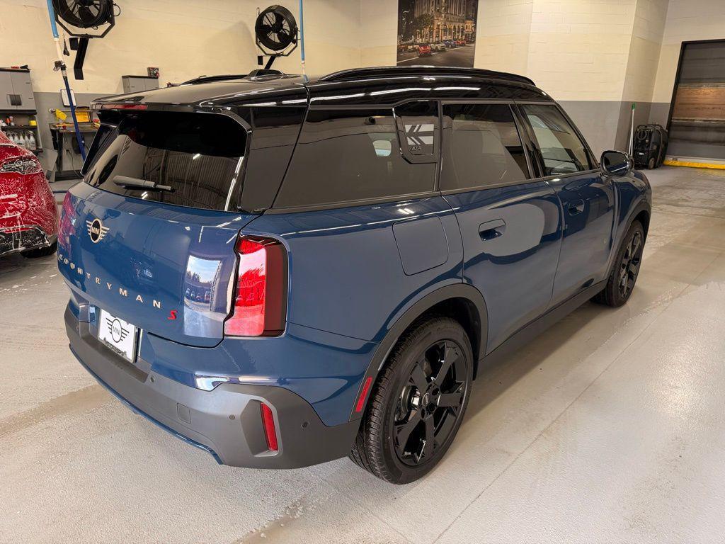 new 2025 MINI Countryman car