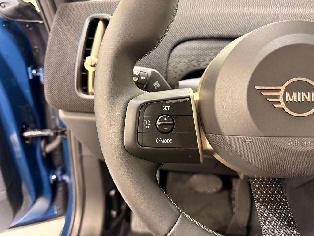 new 2025 MINI Countryman car