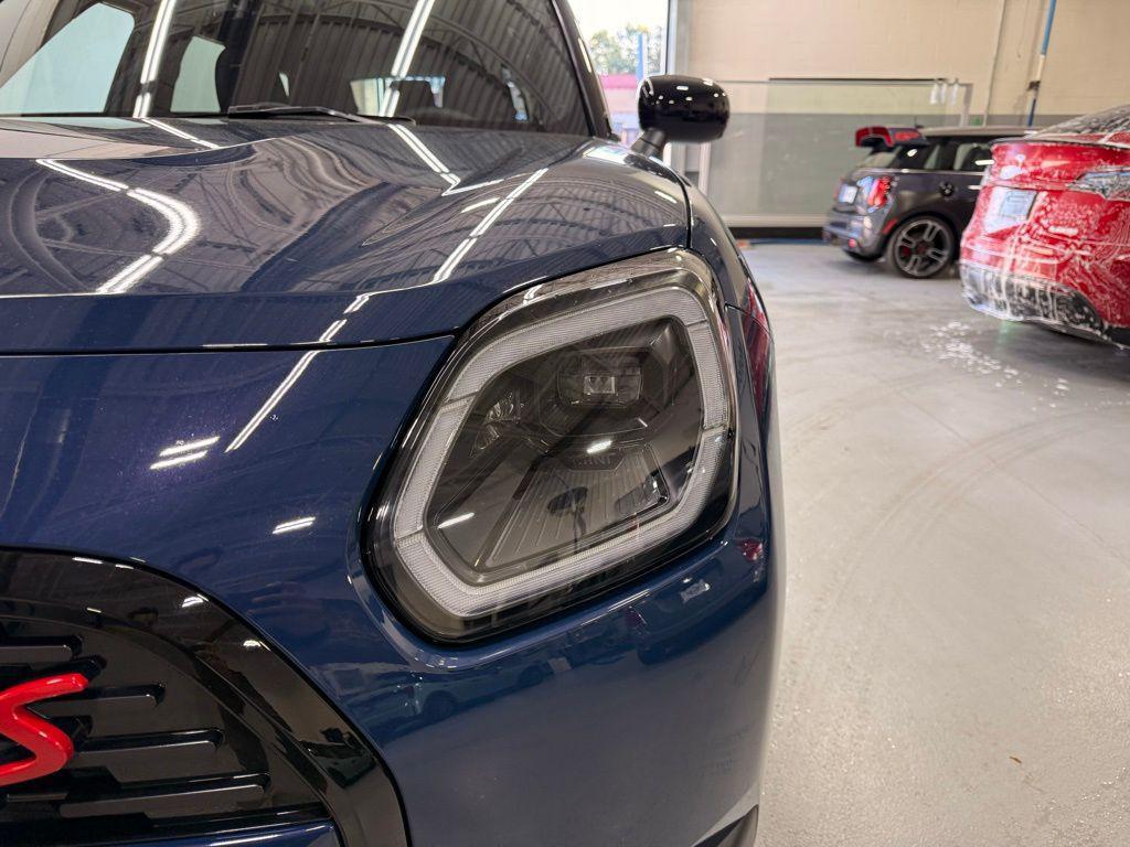 new 2025 MINI Countryman car