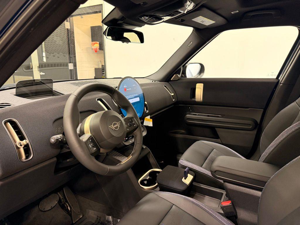new 2025 MINI Countryman car