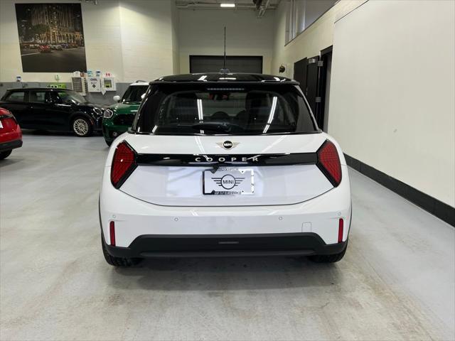 new 2025 MINI Hardtop car, priced at $33,530