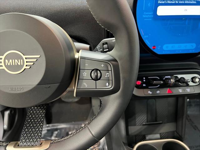 new 2025 MINI Hardtop car, priced at $33,530