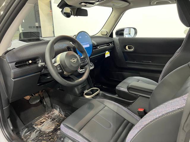 new 2025 MINI Hardtop car, priced at $33,530
