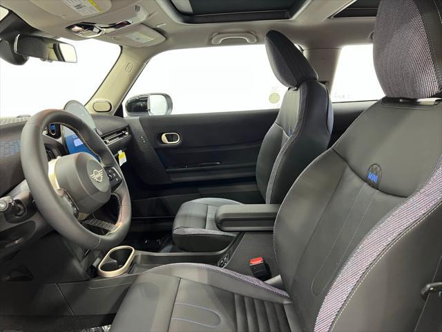 new 2025 MINI Hardtop car, priced at $33,530