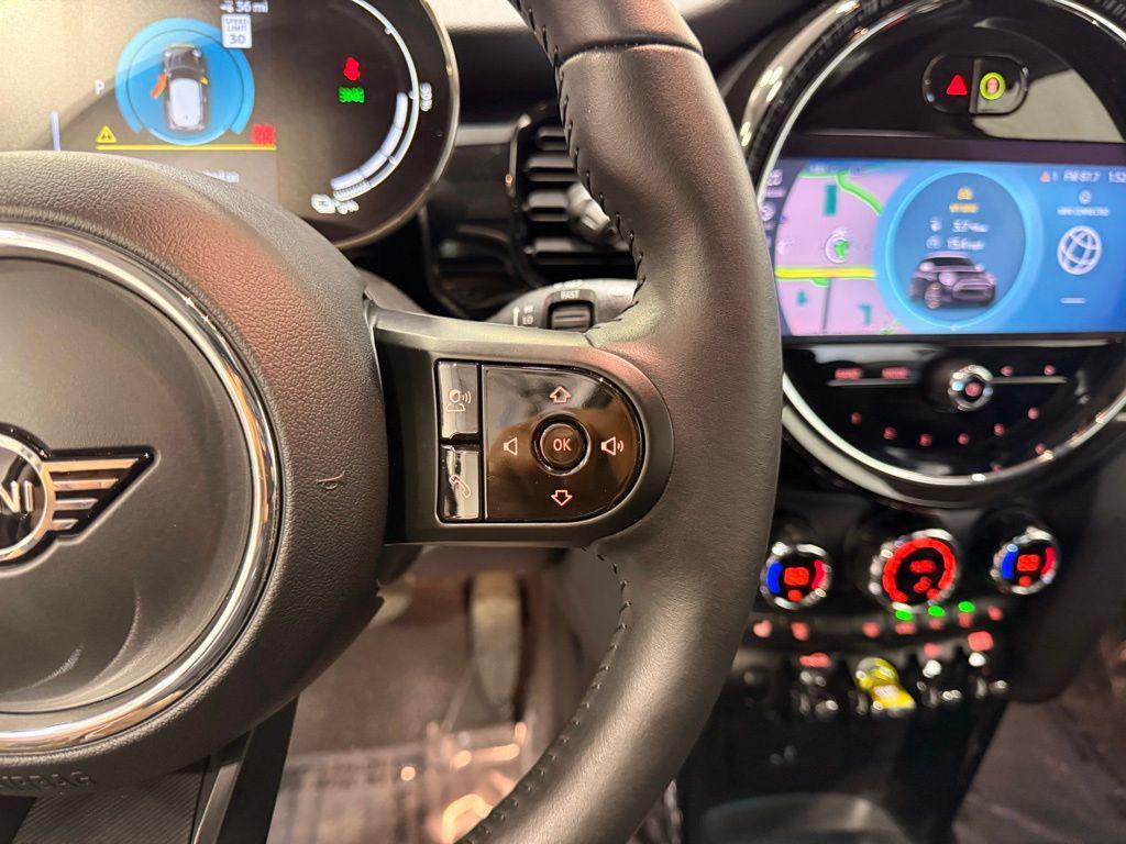 used 2024 MINI Hardtop car, priced at $24,999