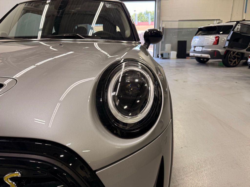 used 2024 MINI Hardtop car, priced at $24,999