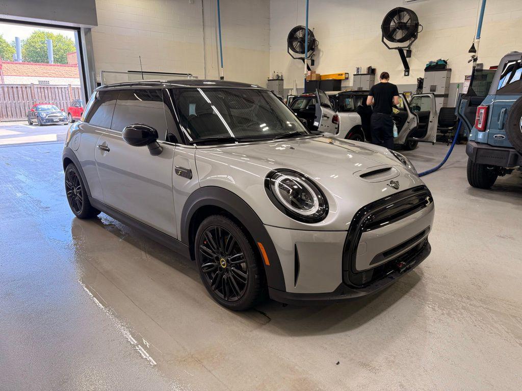 used 2024 MINI Hardtop car, priced at $24,999