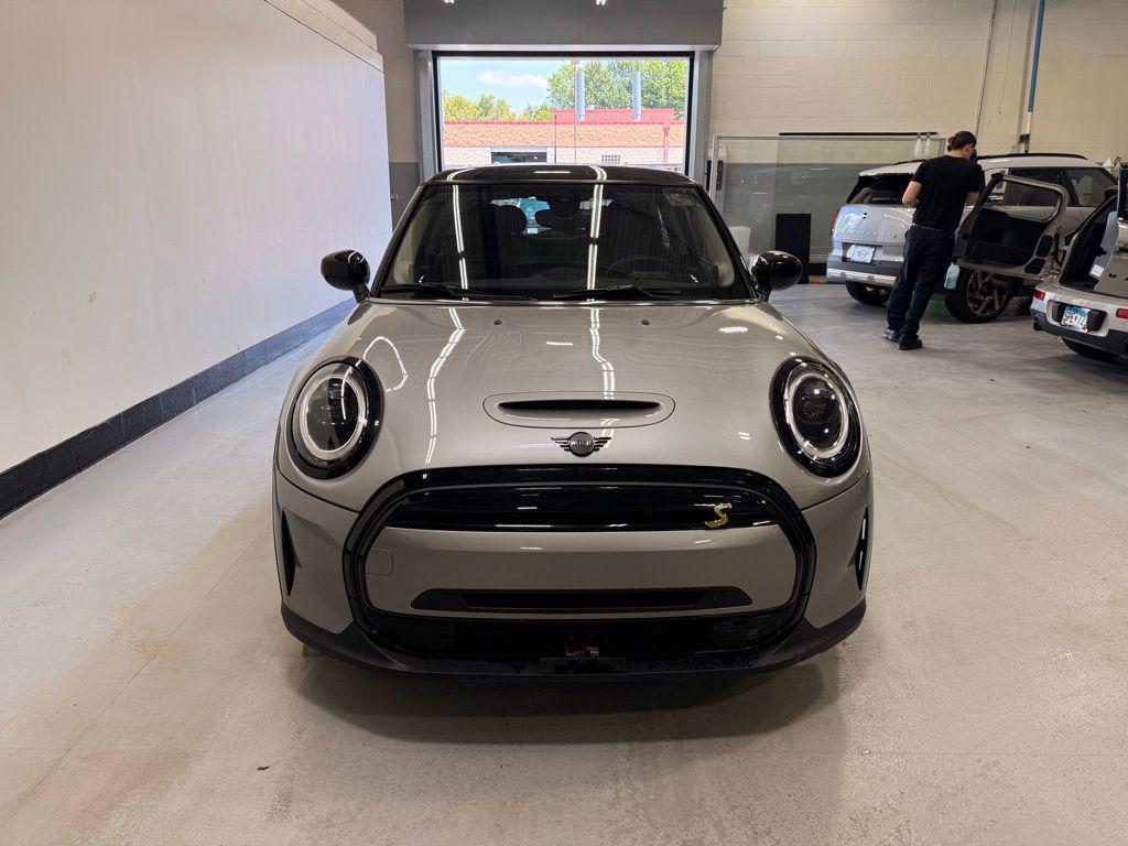 used 2024 MINI Hardtop car, priced at $24,999