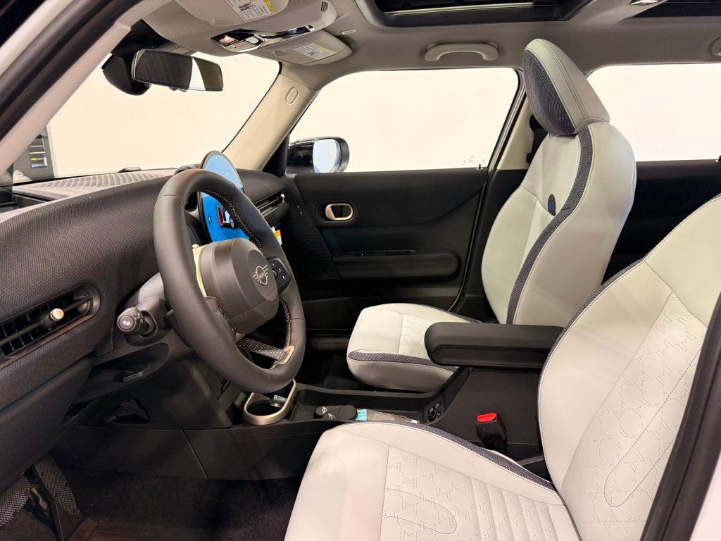 used 2025 MINI Hardtop car, priced at $36,775