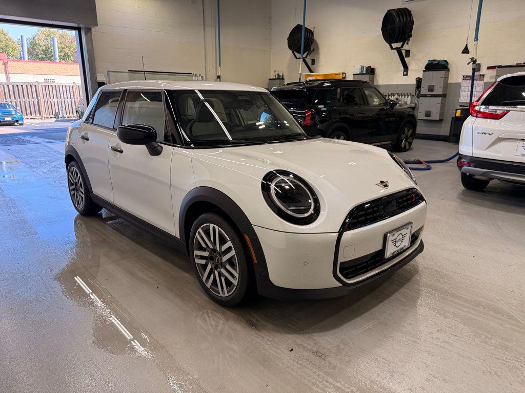 used 2025 MINI Hardtop car, priced at $36,775