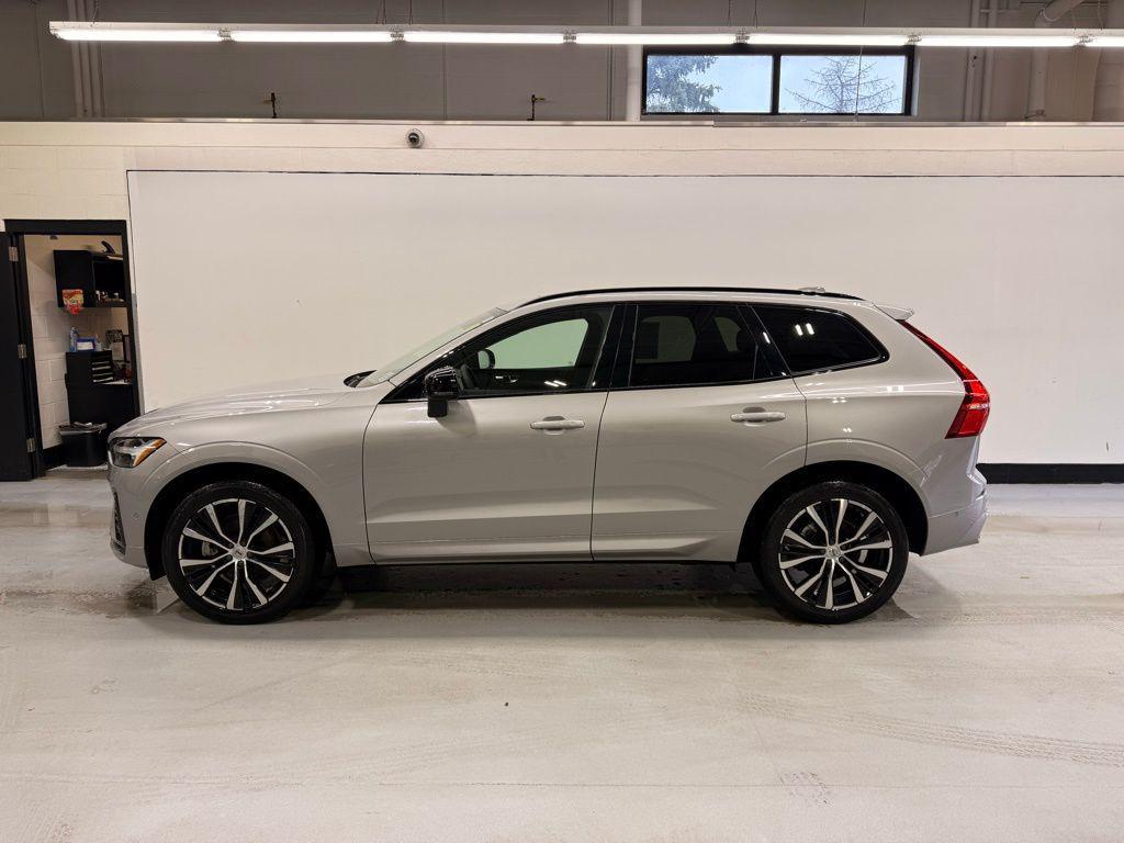 used 2023 Volvo XC60 car, priced at $37,499