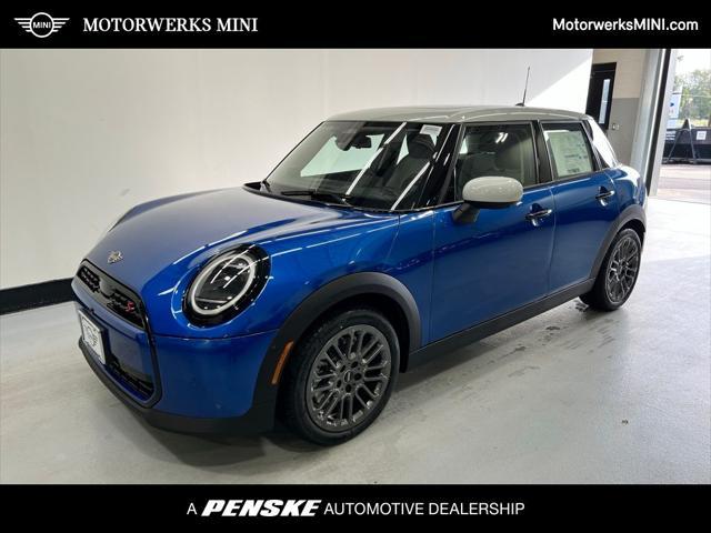 new 2025 MINI Hardtop car, priced at $38,295