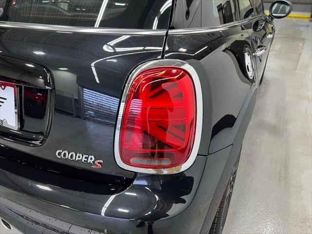 used 2023 MINI Hardtop car, priced at $28,797