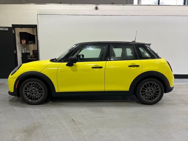 used 2025 MINI Hardtop car, priced at $29,900