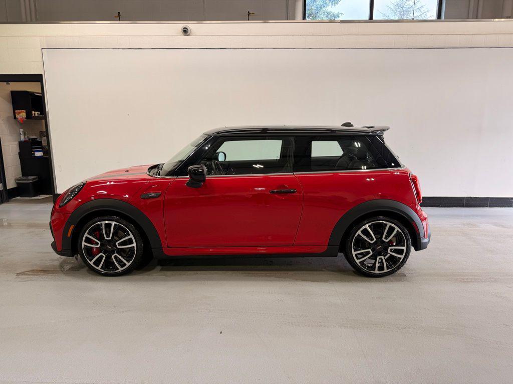 used 2024 MINI Hardtop car, priced at $39,499