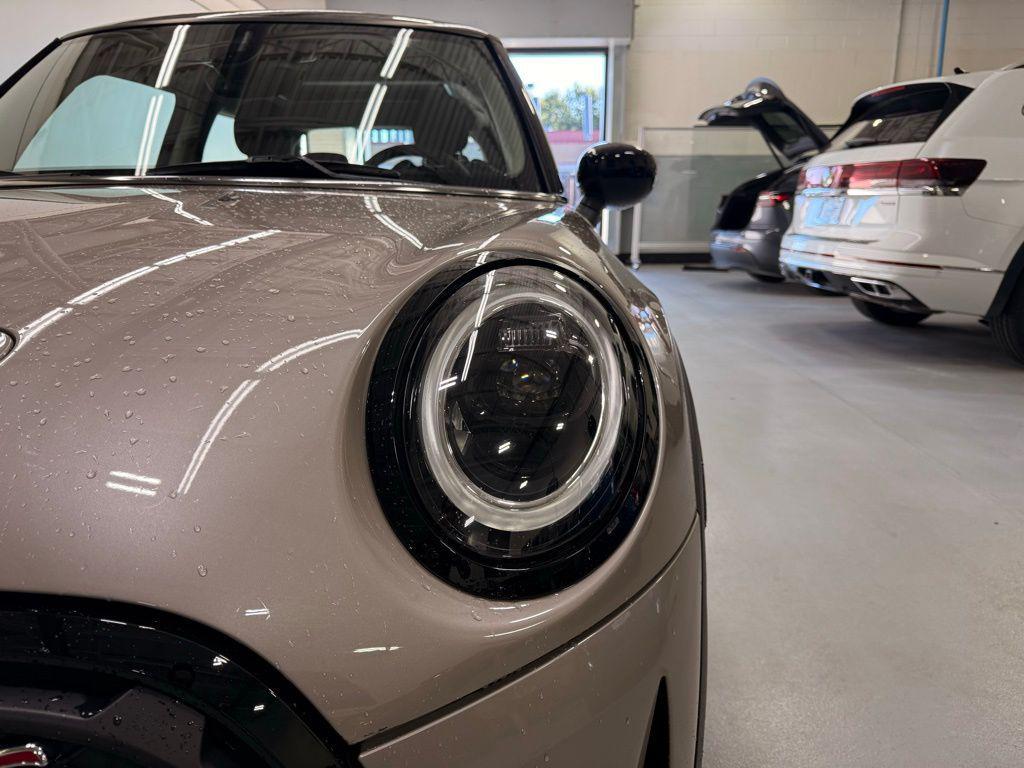 used 2023 MINI Hardtop car, priced at $26,499