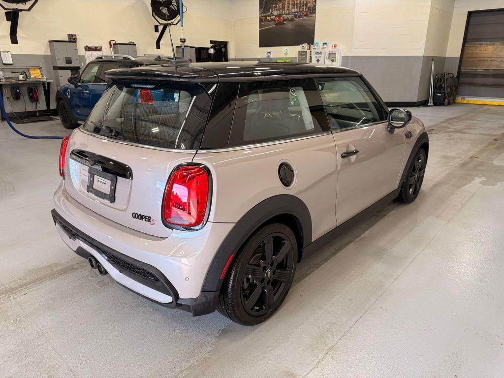 used 2023 MINI Hardtop car, priced at $26,499