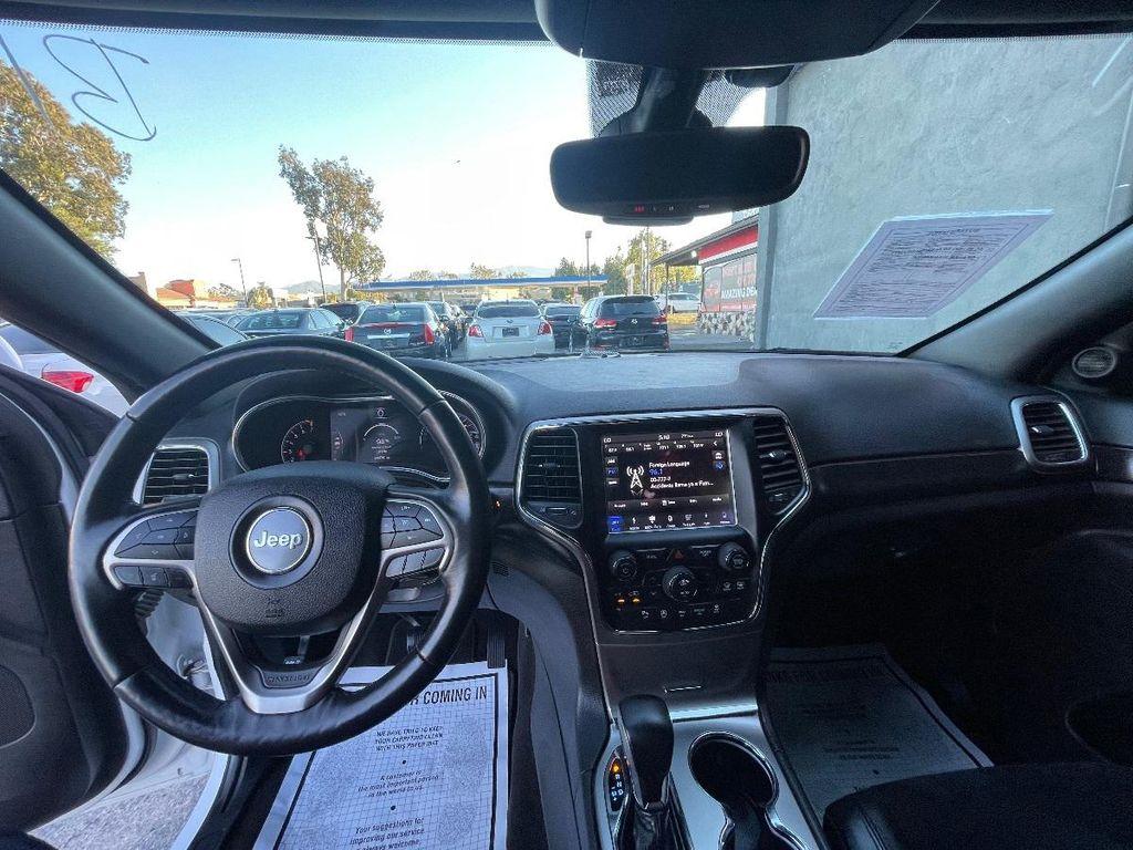 used 2018 Jeep Grand Cherokee car, priced at $17,999