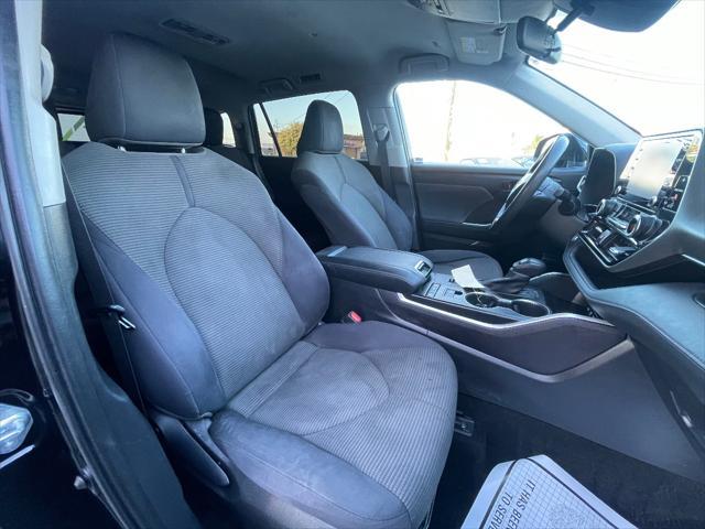 used 2021 Toyota Highlander car, priced at $20,999