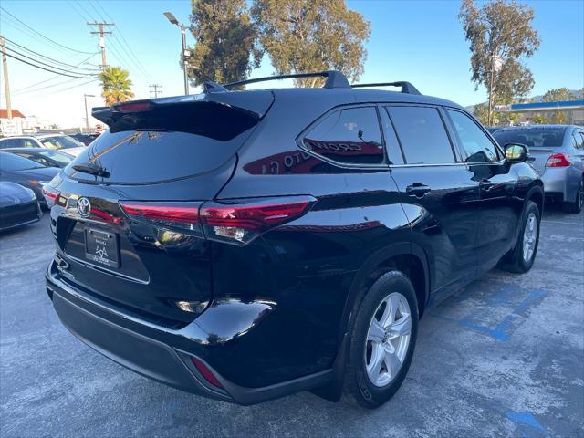 used 2021 Toyota Highlander car, priced at $20,999