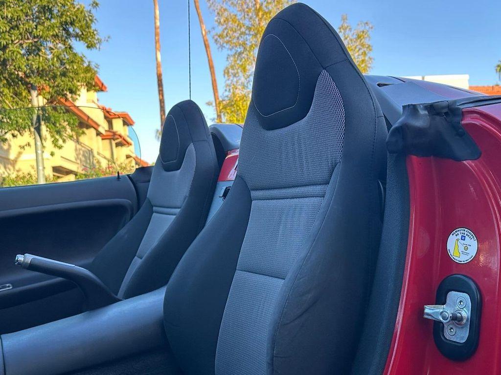 used 2007 Pontiac Solstice car, priced at $10,600