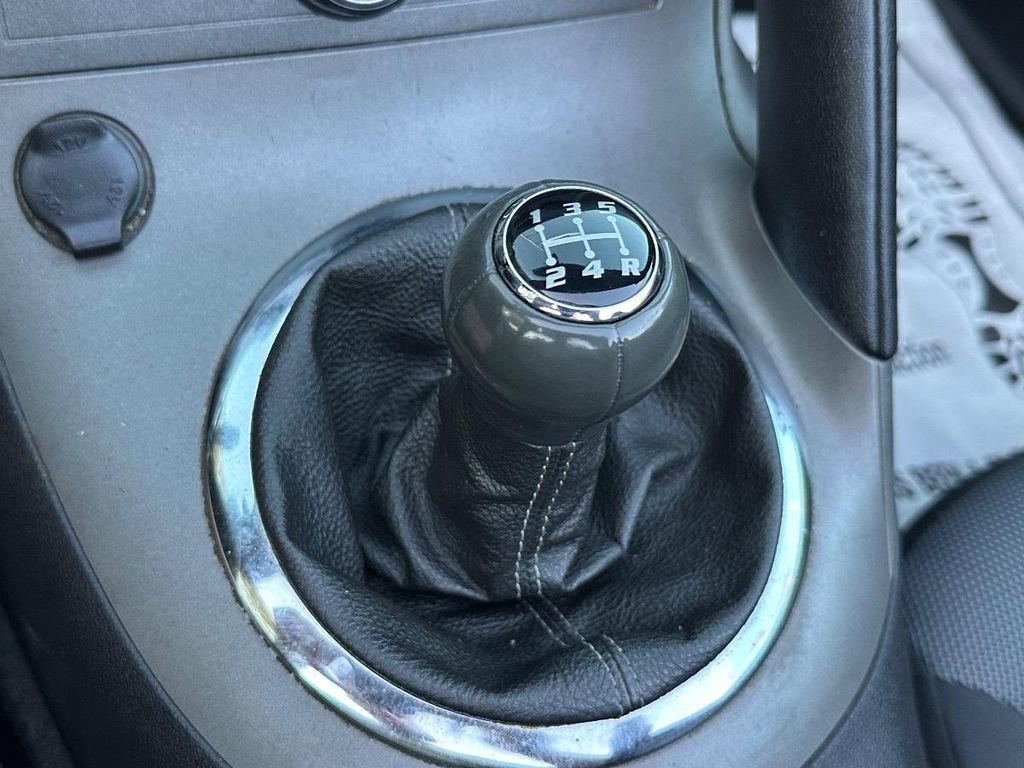 used 2007 Pontiac Solstice car, priced at $10,600