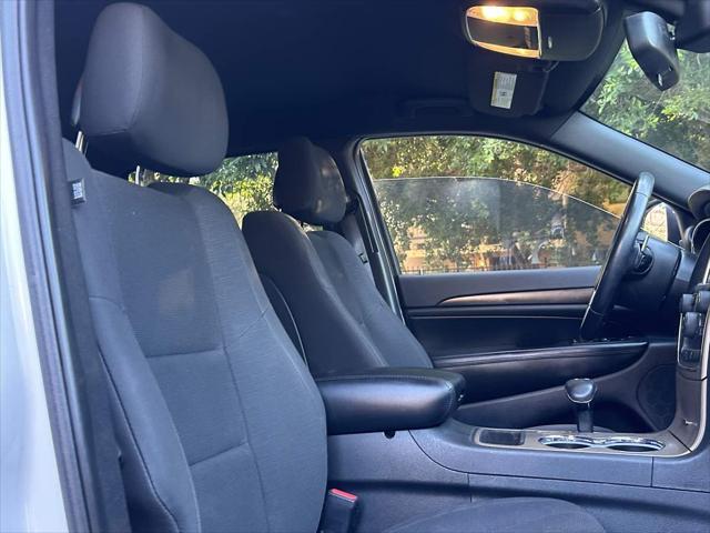 used 2015 Jeep Grand Cherokee car, priced at $10,000