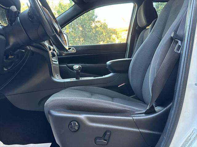 used 2015 Jeep Grand Cherokee car, priced at $10,000