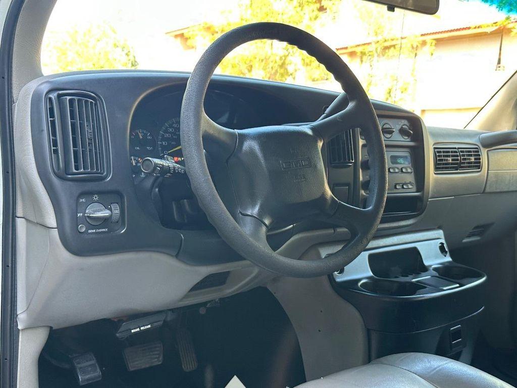 used 2001 GMC Savana 3500 car, priced at $8,500
