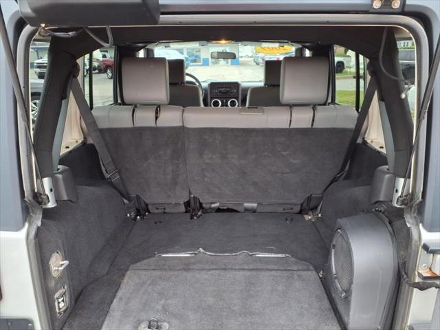 used 2009 Jeep Wrangler Unlimited car, priced at $13,990