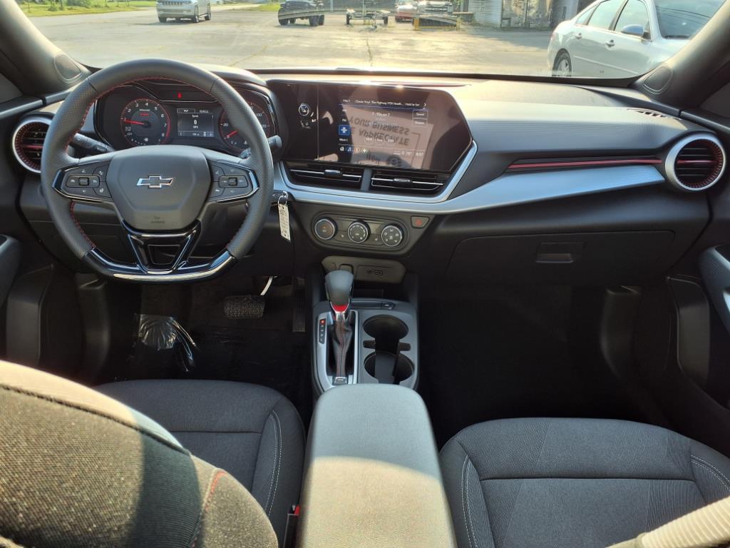 new 2025 Chevrolet Trax car, priced at $23,895