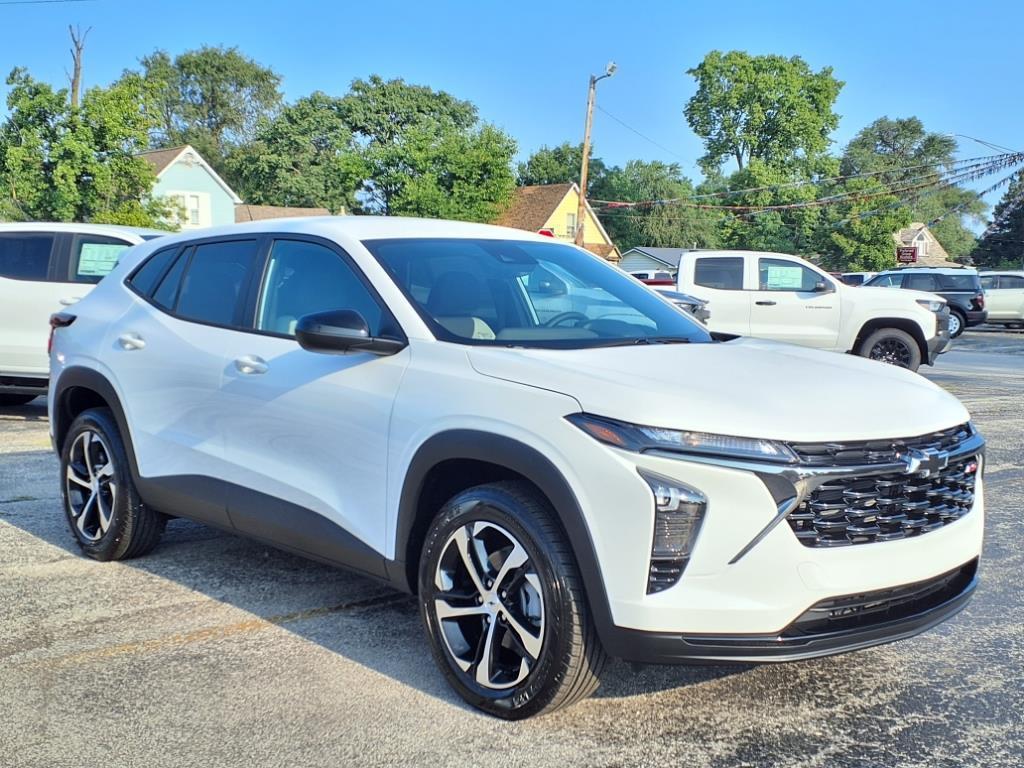 new 2025 Chevrolet Trax car, priced at $23,895