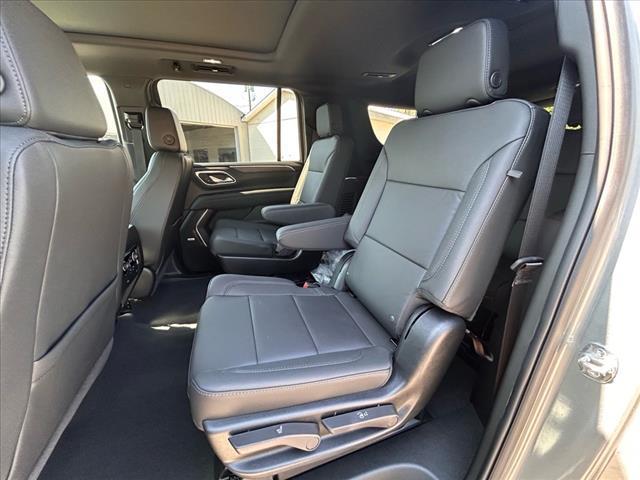 new 2024 Chevrolet Suburban car, priced at $74,960