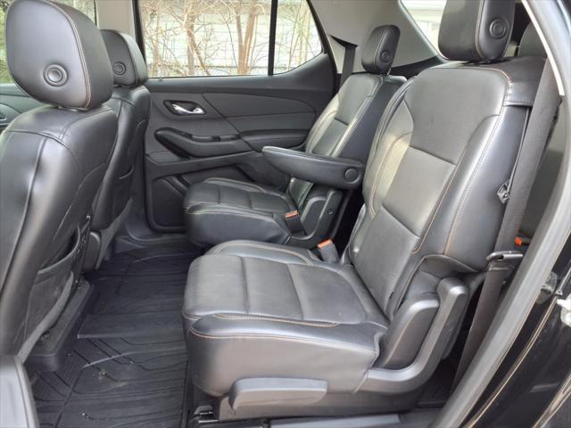 used 2018 Chevrolet Traverse car, priced at $13,990