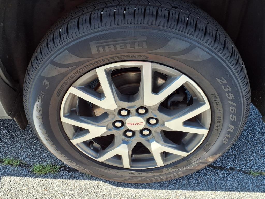 used 2021 GMC Acadia car, priced at $26,387