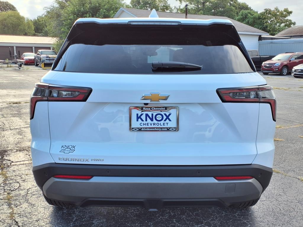 new 2026 Chevrolet Equinox car, priced at $32,570