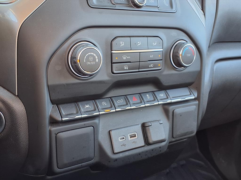 used 2024 Chevrolet Silverado 1500 car, priced at $31,903