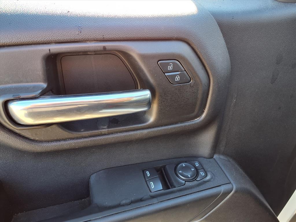 used 2024 Chevrolet Silverado 1500 car, priced at $31,903