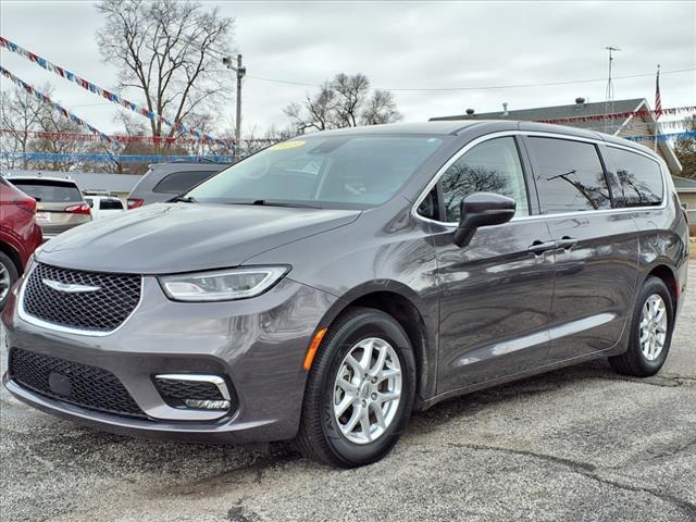 used 2023 Chrysler Pacifica car, priced at $25,990